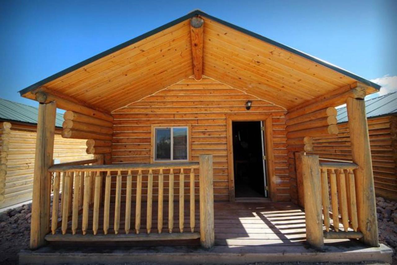 Bear Country Cabin #2 Hotel Saint Charles Exterior foto